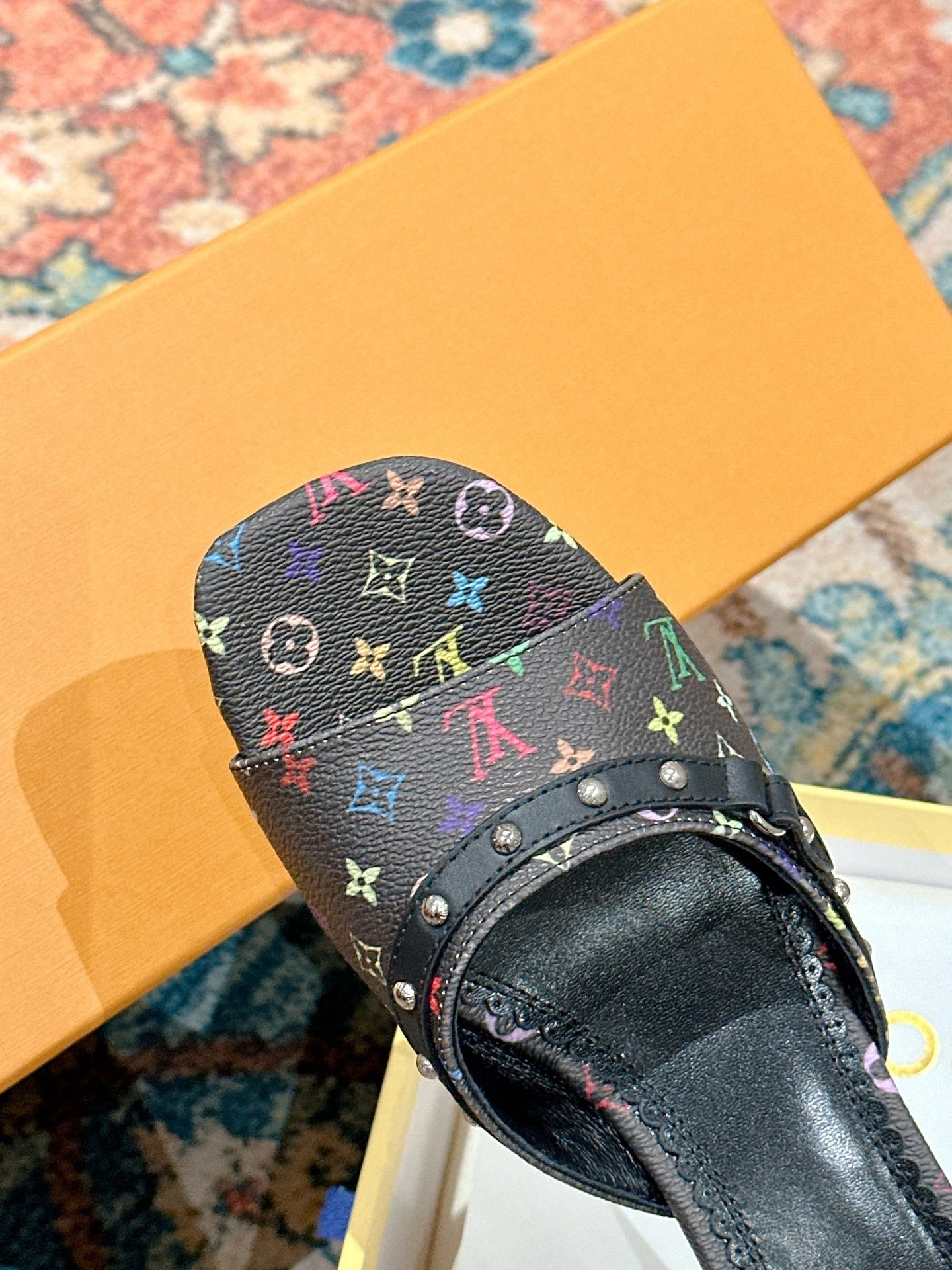 COCO-- 8V 1AGWQH Heel height：5.5CM item:E-X158C1840
